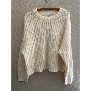 American Eagle Cream Knit Cropped Sweater Women’s Size Medium